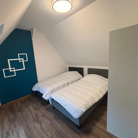 De La Renaissance Aparthotel 3*